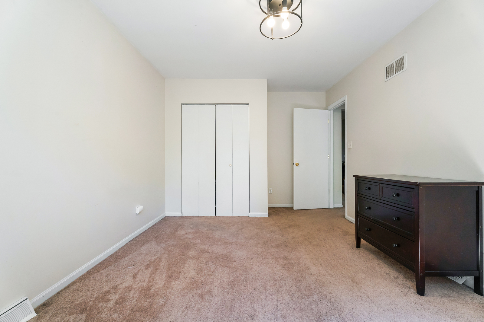 926 South Cedar Road New Lenox, IL 60451 - Photo 13 of 29
