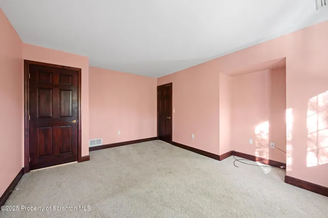 $1,250,000 | 202 Glenmaura Drive, Moosic, PA 18507