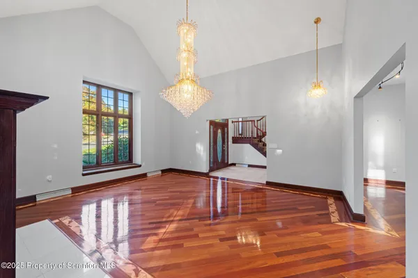 $1,100,000 | 202 Glenmaura Drive, Moosic, PA 18507