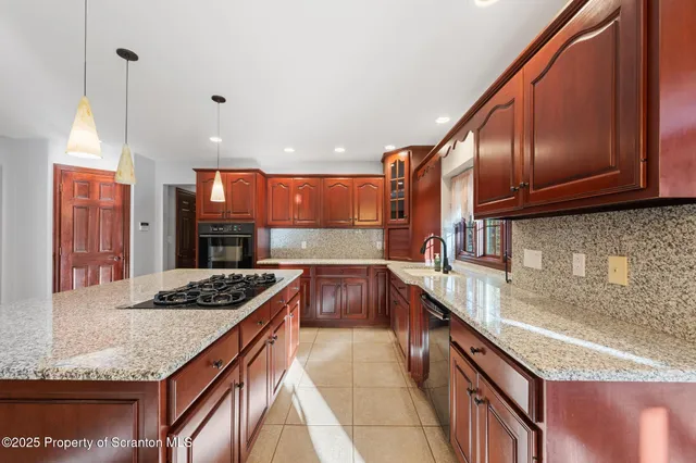 $1,250,000 | 202 Glenmaura Drive, Moosic, PA 18507