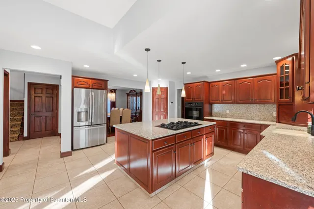 $1,250,000 | 202 Glenmaura Drive, Moosic, PA 18507