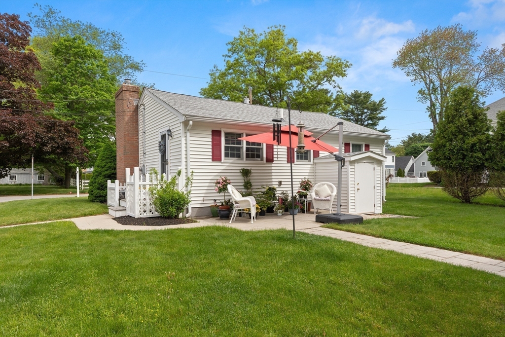 18 Knowlton Street Hamilton, MA 01982 - Photo 27 of 29