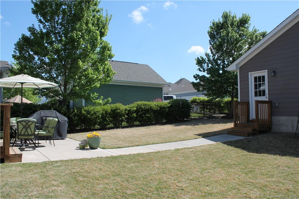 724 Revival Row Fort Mill, SC 29708 - Photo 15 of 15 a view of a backyard