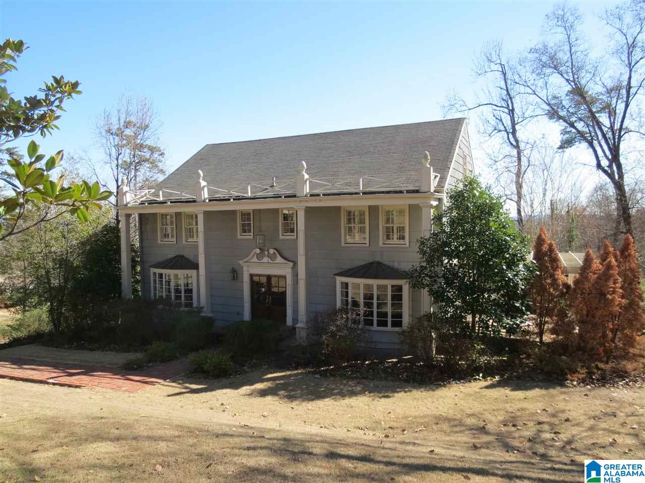 3137 Woodridge Road North Birmingham, AL 35223 - Photo 1 of 38