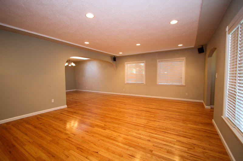 135 East Myrtle Avenue Reedley, CA 93654 - Photo 9 of 26 8