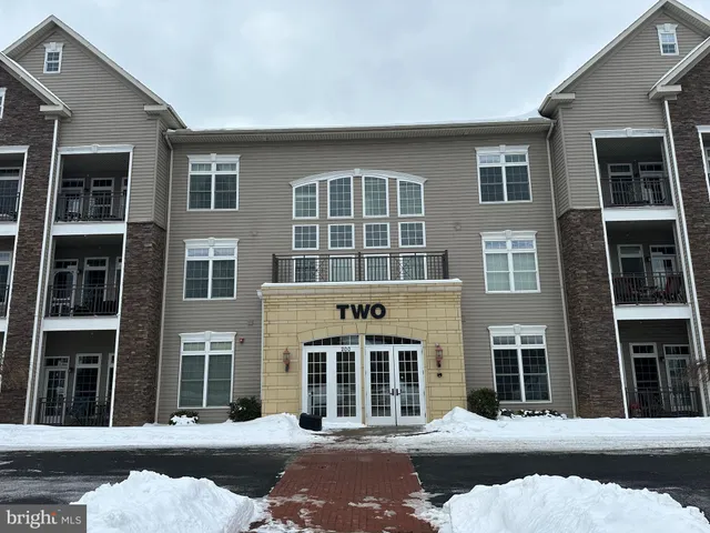 $299,900 | 200 Jefferson Avenue, Unit 218, State College, PA 16801