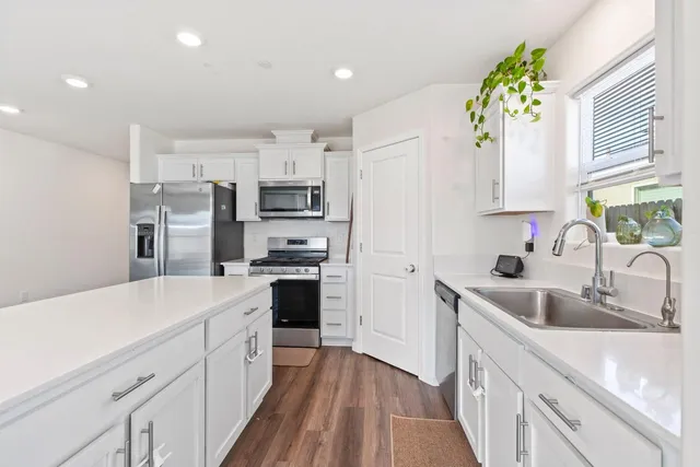 $410,000 | 276 Grand Vw Court, Merced, CA 95341