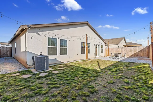 $410,000 | 276 Grand Vw Court, Merced, CA 95341