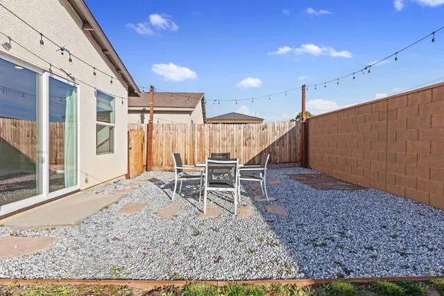 $410,000 | 276 Grand Vw Court, Merced, CA 95341