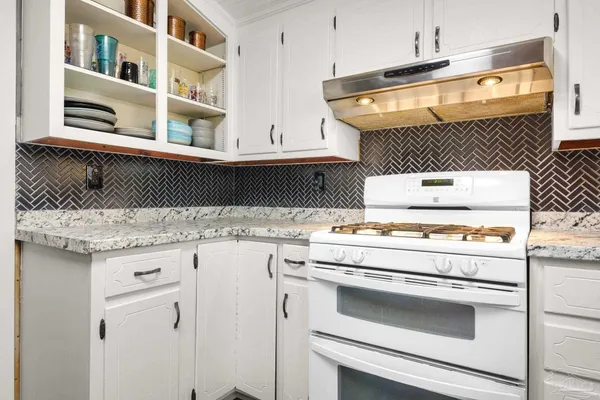 $804,900 | 1519 East De Soto Street, Pensacola, FL 32501