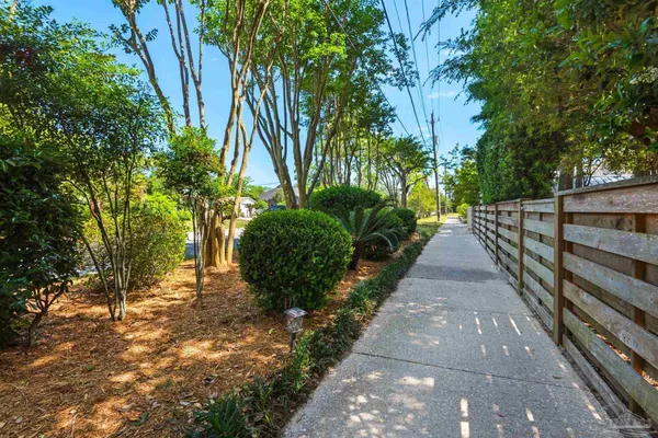 $804,900 | 1519 East De Soto Street, Pensacola, FL 32501