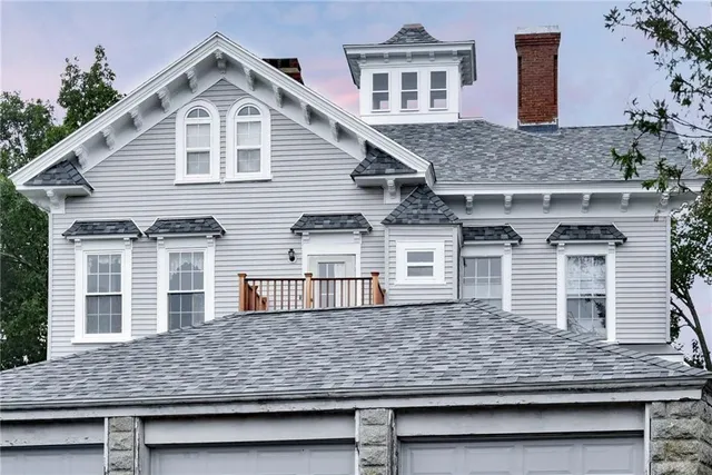 $2,000 | 5 Record Street, Unit 2B, Newport, RI 02840