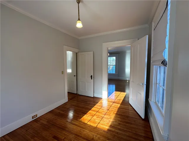 $2,000 | 5 Record Street, Unit 2B, Newport, RI 02840