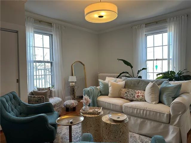 $2,000 | 5 Record Street, Unit 2B, Newport, RI 02840