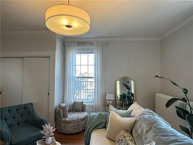 $2,000 | 5 Record Street, Unit 2B, Newport, RI 02840