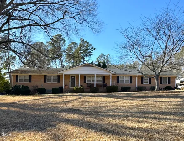 $300,000 | 2203 Longwood Avenue, Sanford, NC 27330