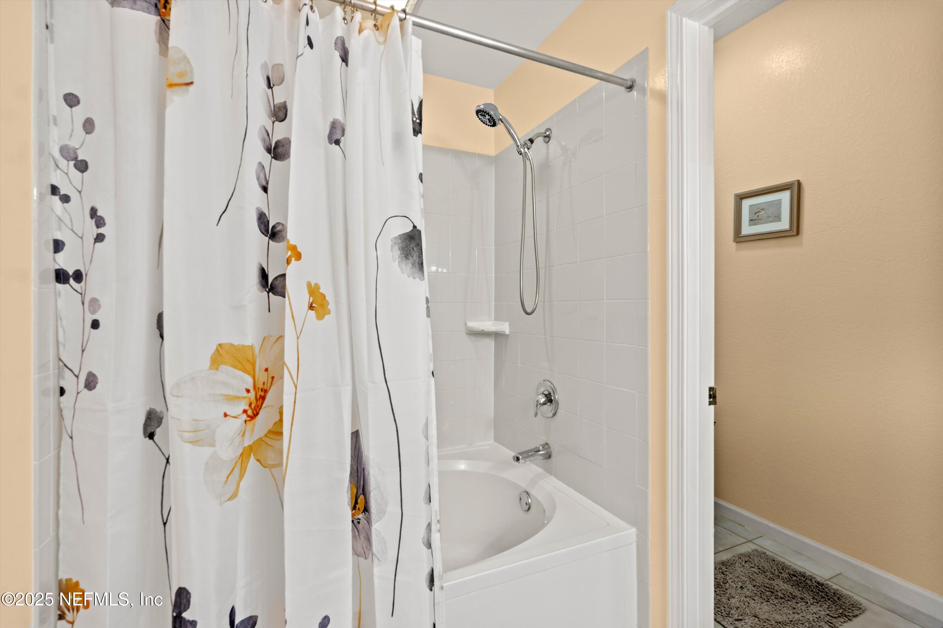 1823 Vista Cove Road St. Augustine, FL 32084 - Photo 18 of 42 22-Shower