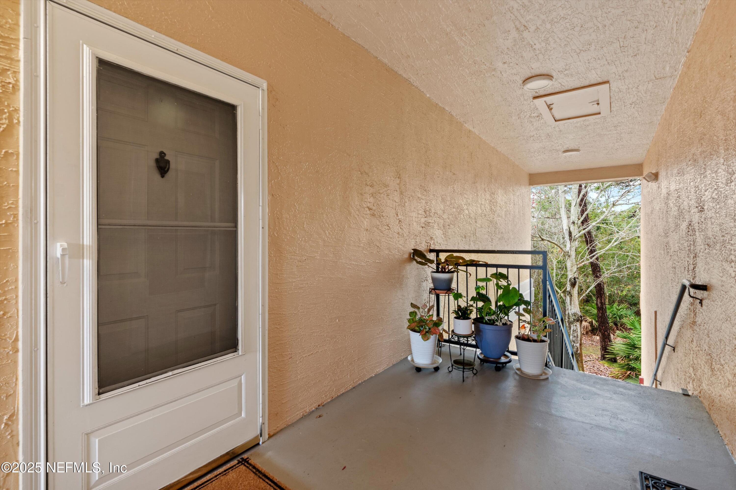 1823 Vista Cove Road St. Augustine, FL 32084 - Photo 23 of 42 03-Front Door