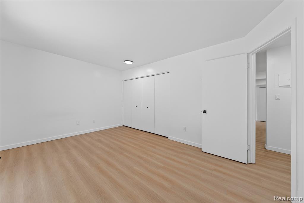 48770 Shelby Road Road, Unit 8 Utica, MI 48317 - Photo 10 of 17
