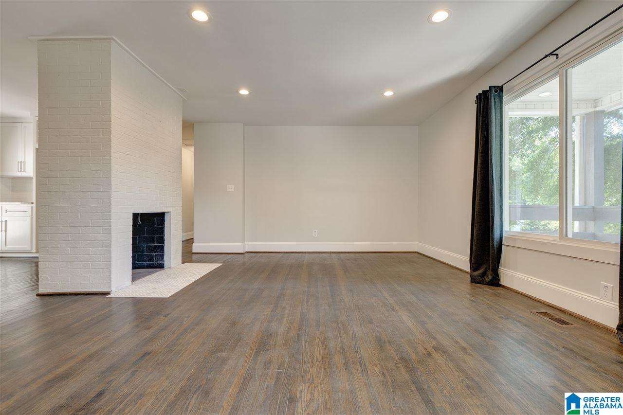 1312 Cresthill Road Birmingham, AL 35213 - Photo 5 of 28