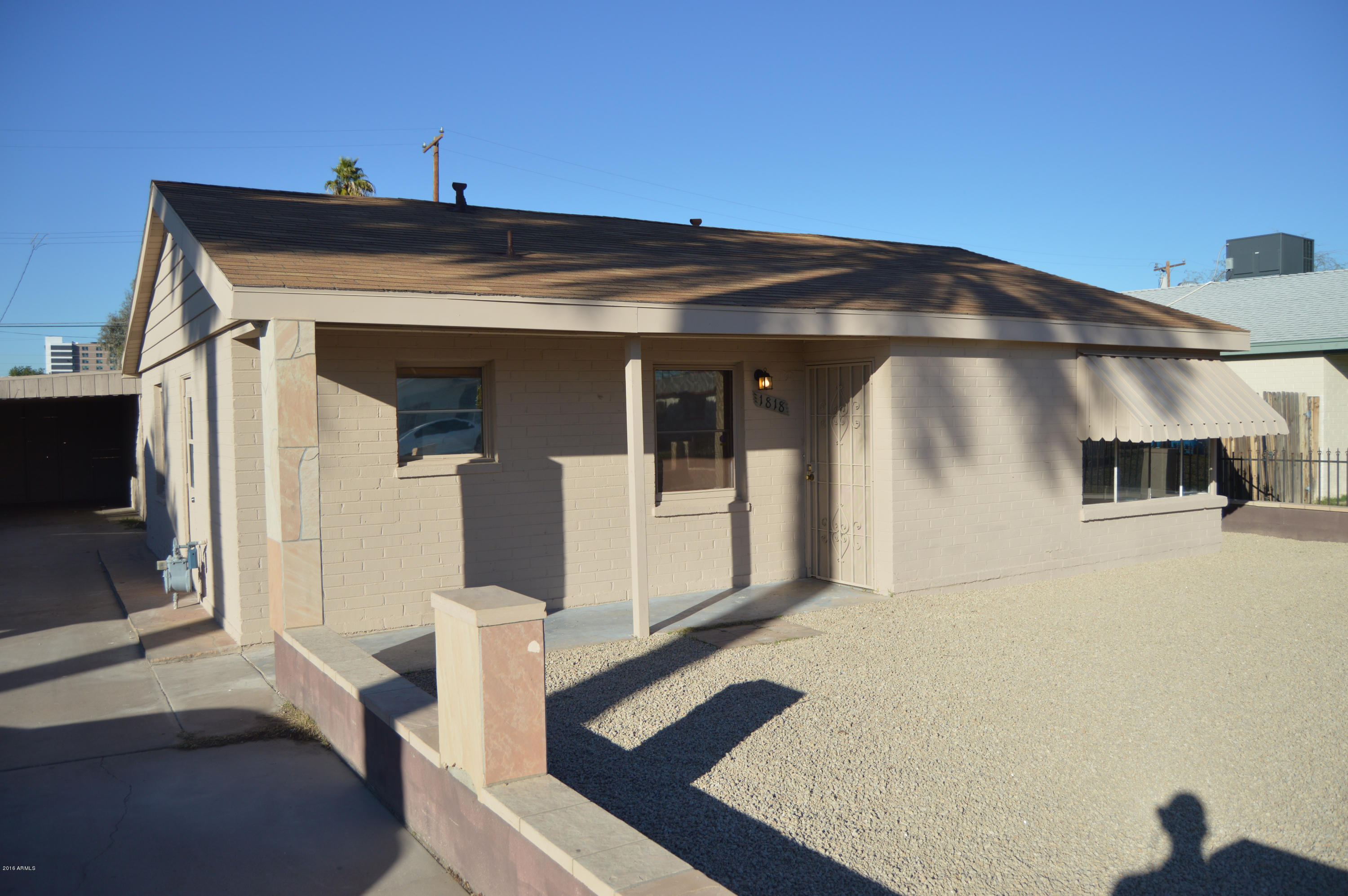 1818 East Monte Vista Road Phoenix, AZ 85006 - Photo 2 of 16 Front of Home