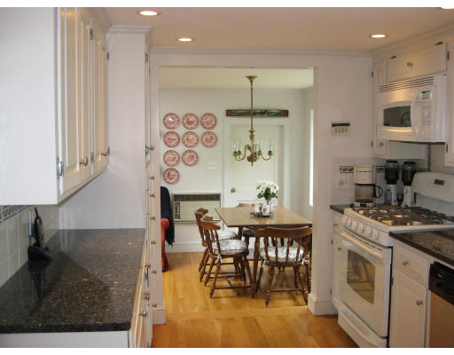 7 Jackson Road Marblehead, MA 01945 - Photo 8 of 19