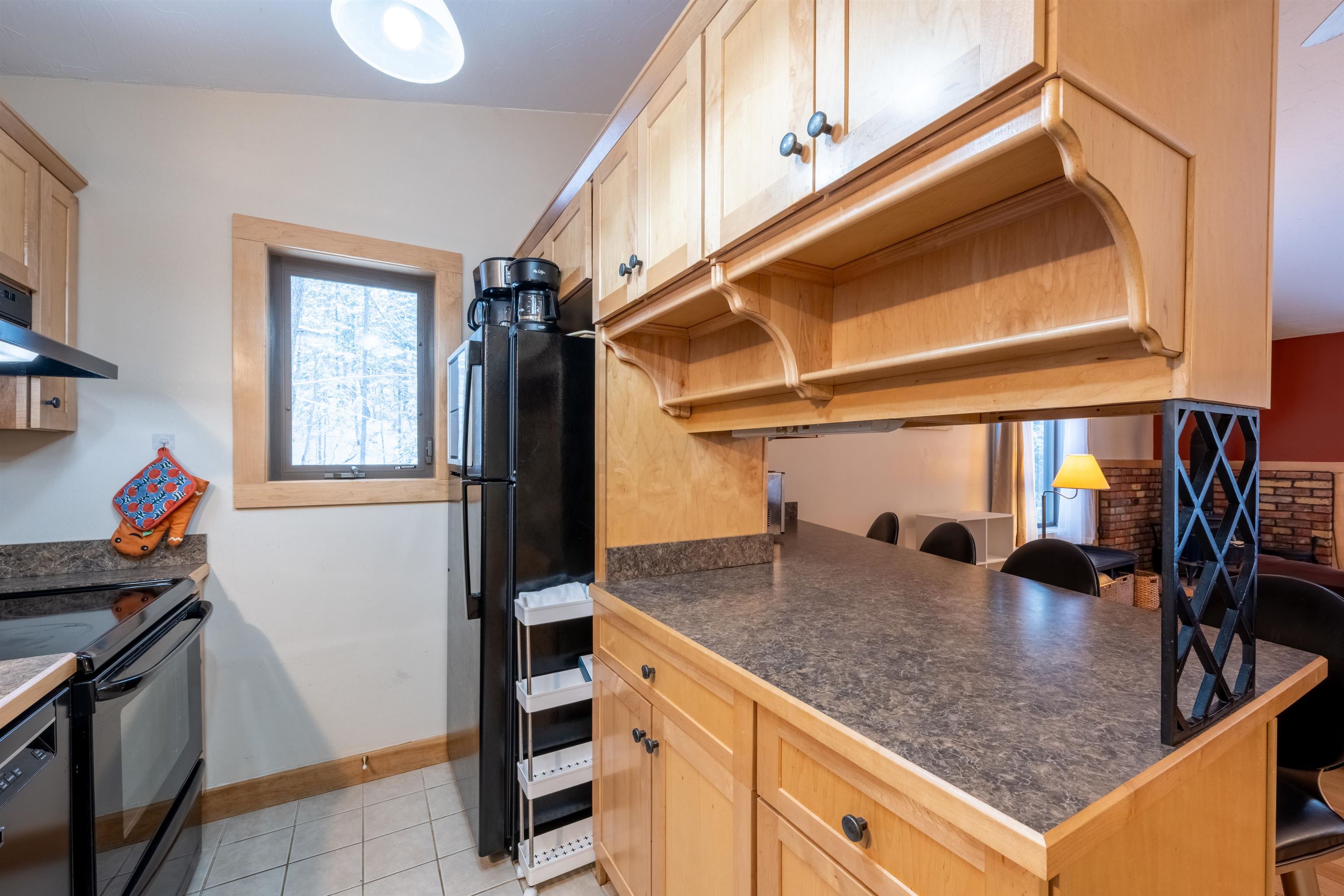 1299 Quechee Main Street, Unit 2E Hartford, VT 05059 - Photo 7 of 22