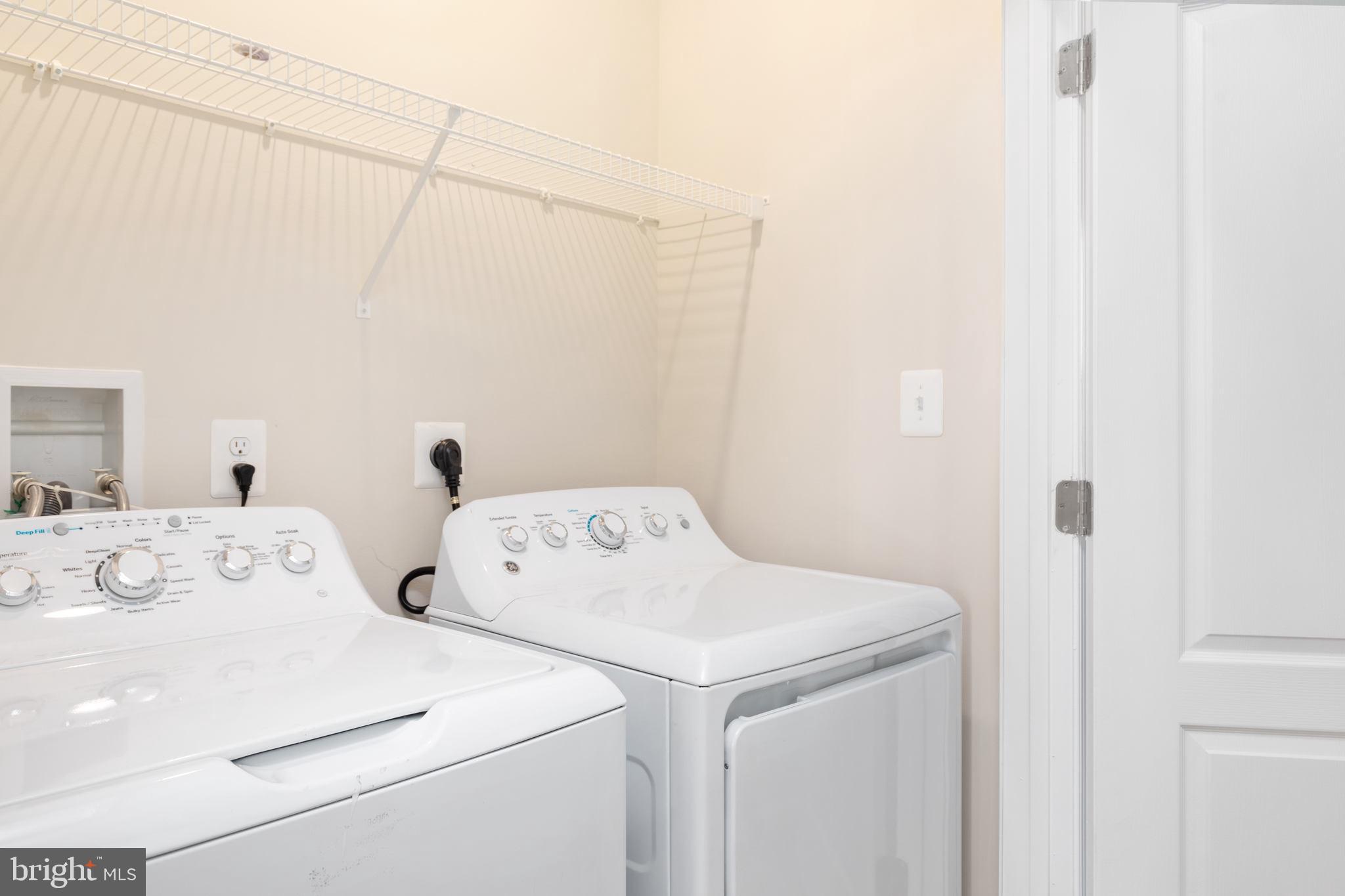 1815 Bird Run Frederick, MD 21702 - Photo 19 of 23 a utility room with dryer and washer