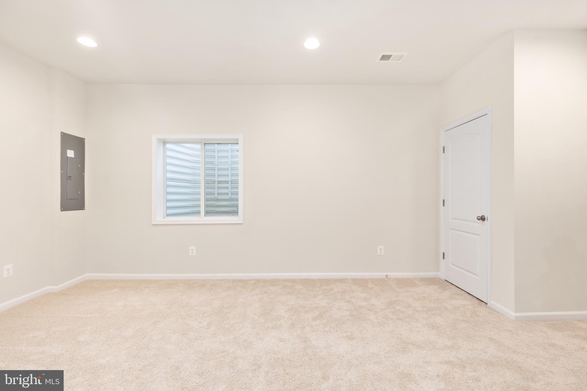 1815 Bird Run Frederick, MD 21702 - Photo 20 of 23 an empty room with windows