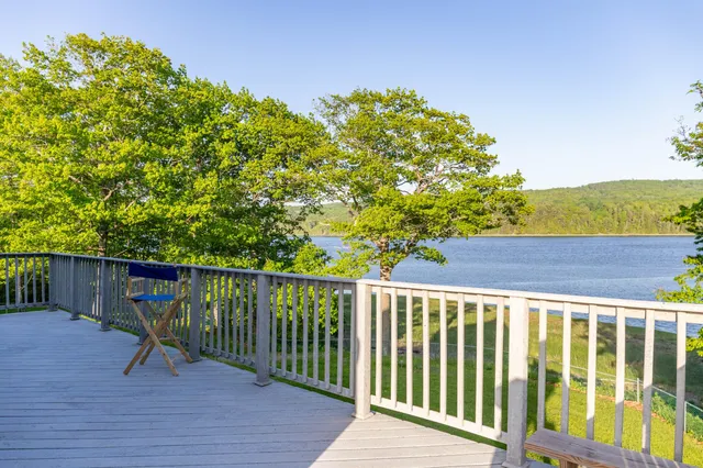 $629,900 | 985 North North Main Street, Winterport, ME 04496