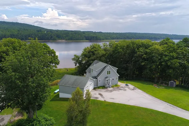 $629,900 | 985 North North Main Street, Winterport, ME 04496