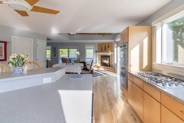 $629,900 | 985 North North Main Street, Winterport, ME 04496