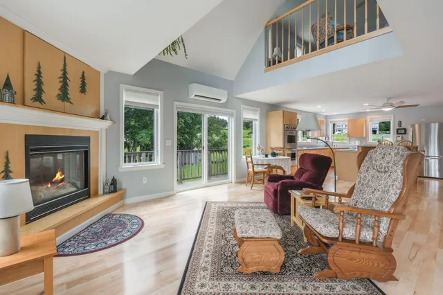 $629,900 | 985 North North Main Street, Winterport, ME 04496