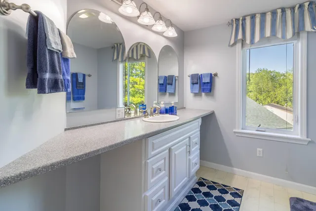 $629,900 | 985 North North Main Street, Winterport, ME 04496