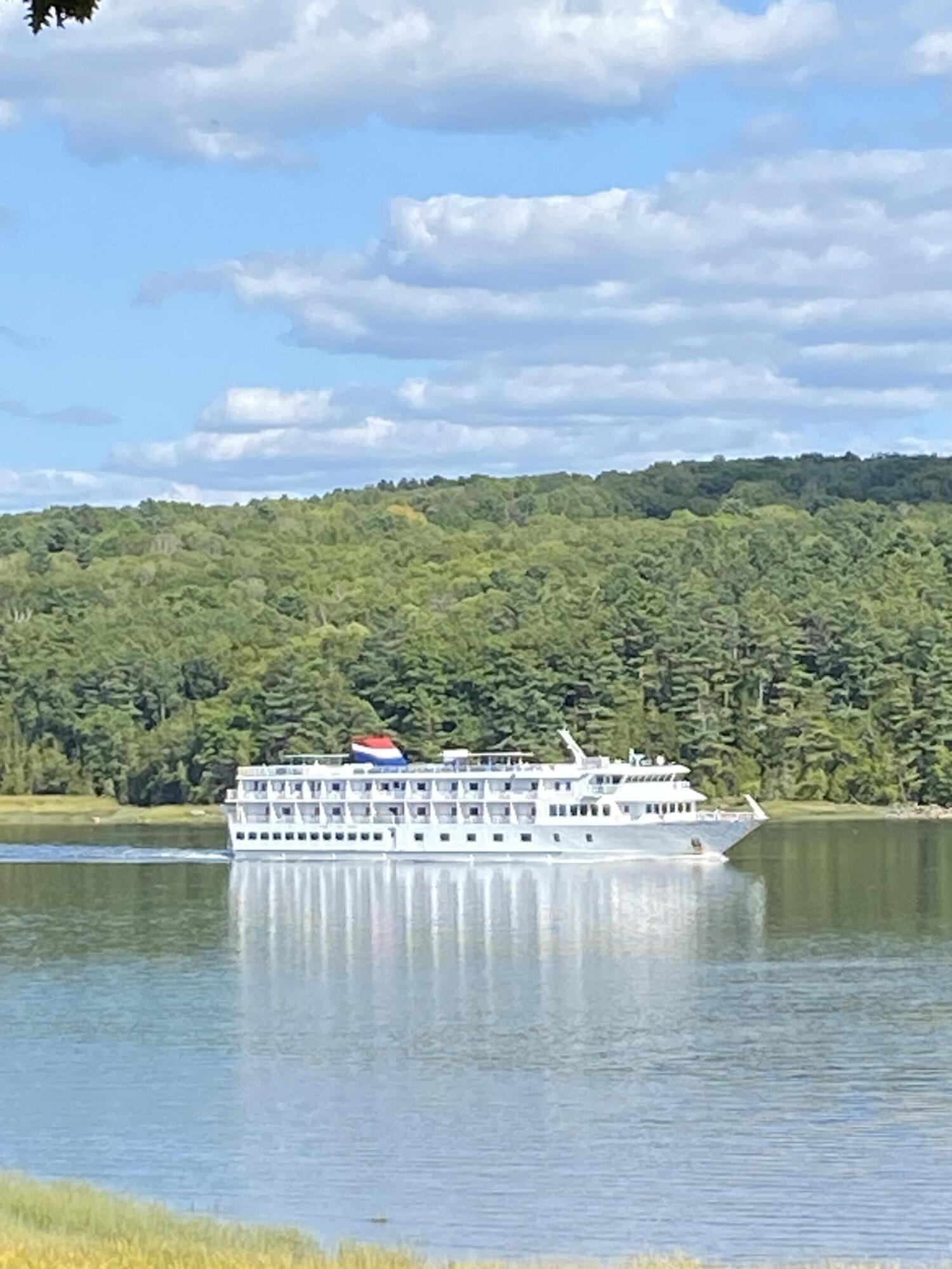 985 North North Main Street Winterport, ME 04496 - Photo 10 of 79 IMG_5379