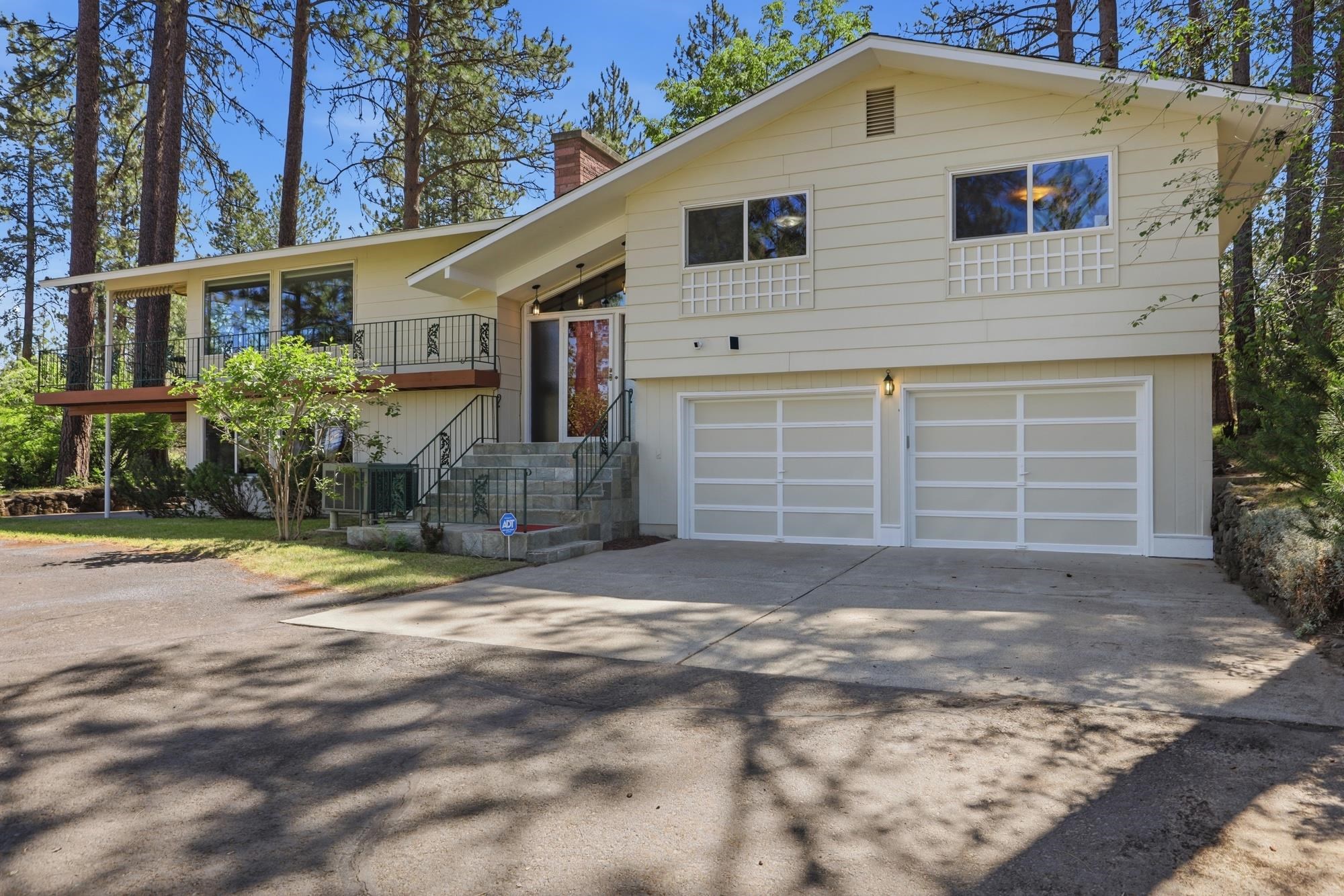 6911 South Oak Road Spokane, WA 99224 - Photo 1 of 47