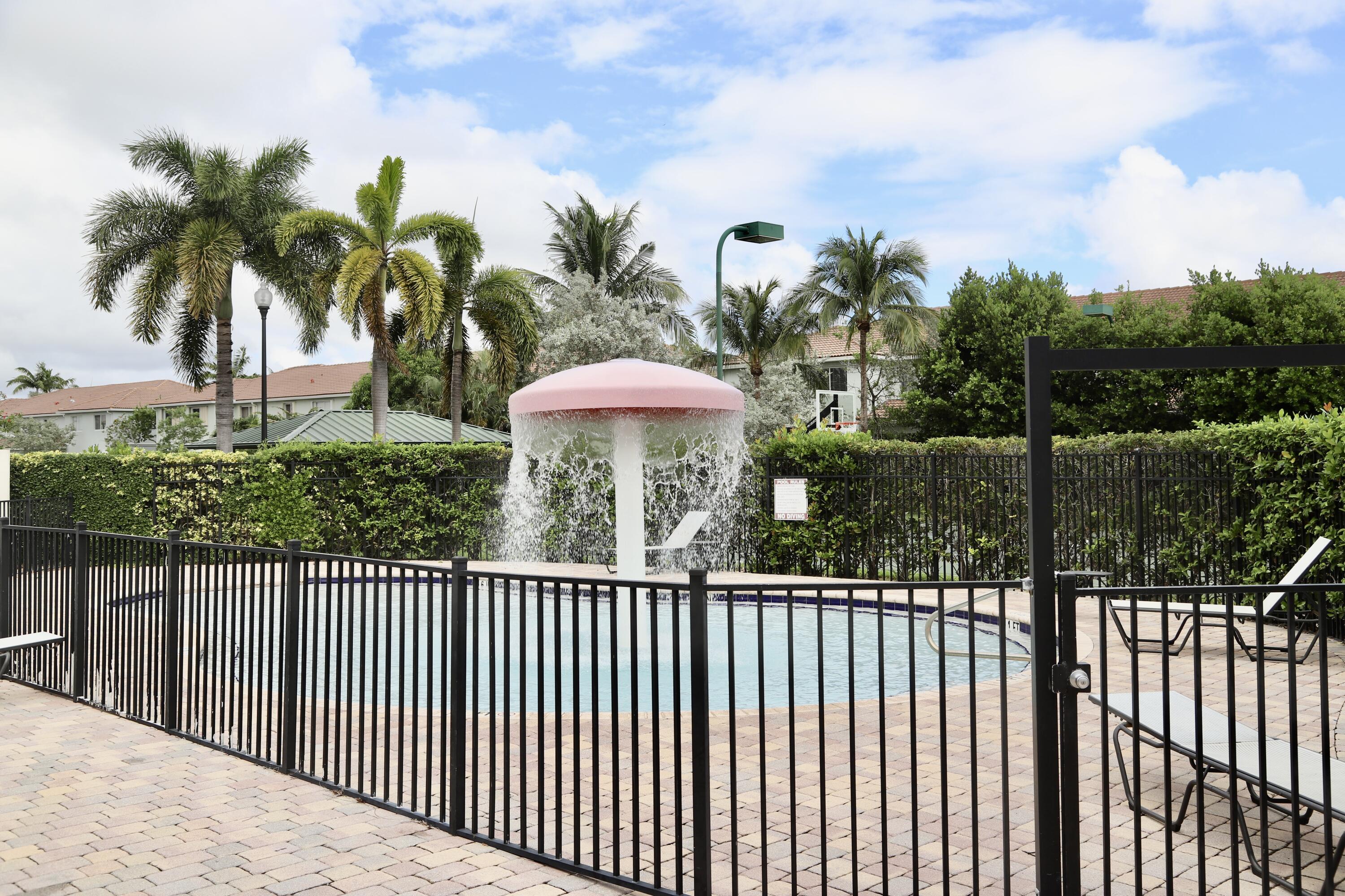 3145 Laurel Ridge Circle Riviera Beach, FL 33404 - Photo 41 of 53 IMG_9056