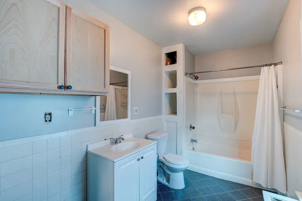 $428,000 | 40 Orange Street, Fitchburg, MA 01420