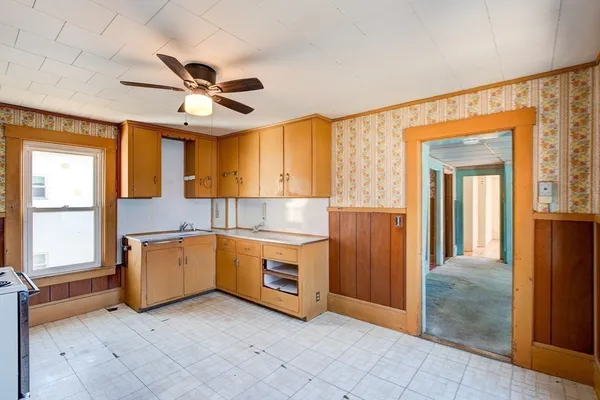 $428,000 | 40 Orange Street, Fitchburg, MA 01420