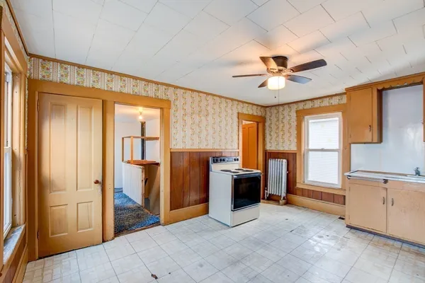$428,000 | 40 Orange Street, Fitchburg, MA 01420