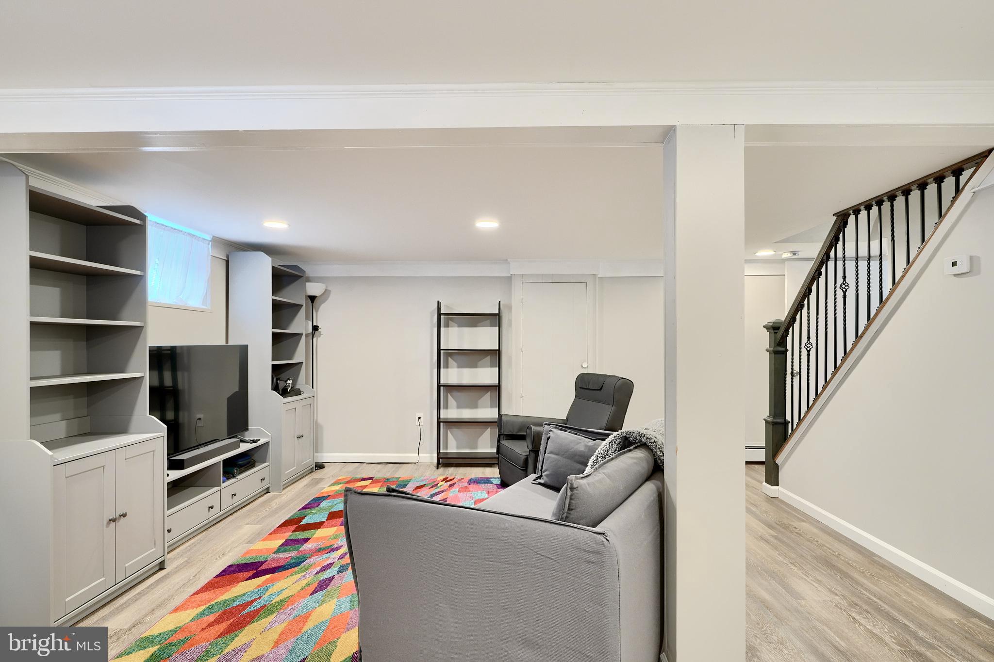 914 Olmstead Road Baltimore, MD 21208 - Photo 29 of 40 Lower Level Club Room