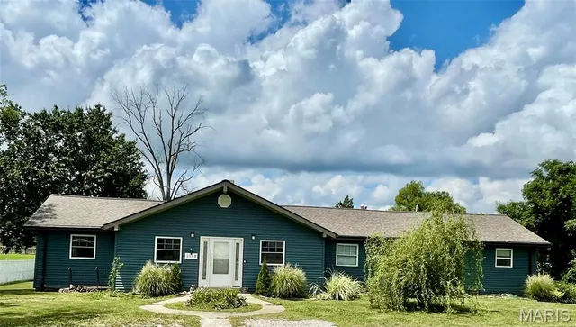 $219,900 | 1149 Bermuda Drive, Edwardsville, IL 62025