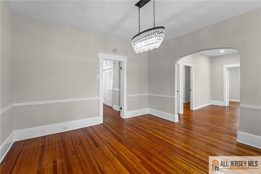 1843 Nottingham Way Hamilton, NJ 08619 - Photo 6 of 14