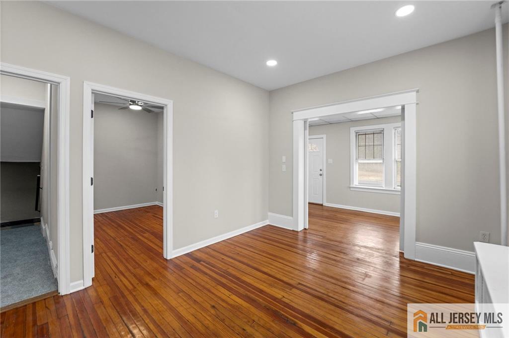 1843 Nottingham Way Hamilton, NJ 08619 - Photo 9 of 14