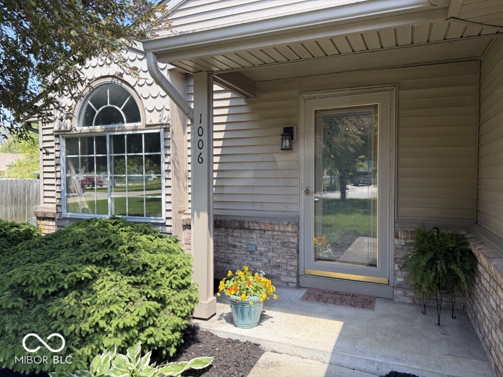 1006 East Walnut Street Frankton, IN 46044 - Photo 2 of 19