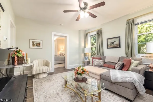 $2,400 | 125 Washington Street, Unit A, Morristown, NJ 07960