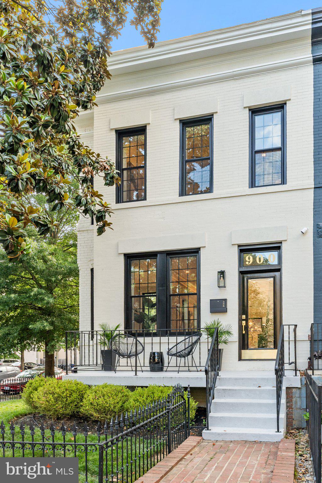 900 8th Street Northeast Washington, DC 20002 - Photo 47 of 50 a view of house and a outdoor space