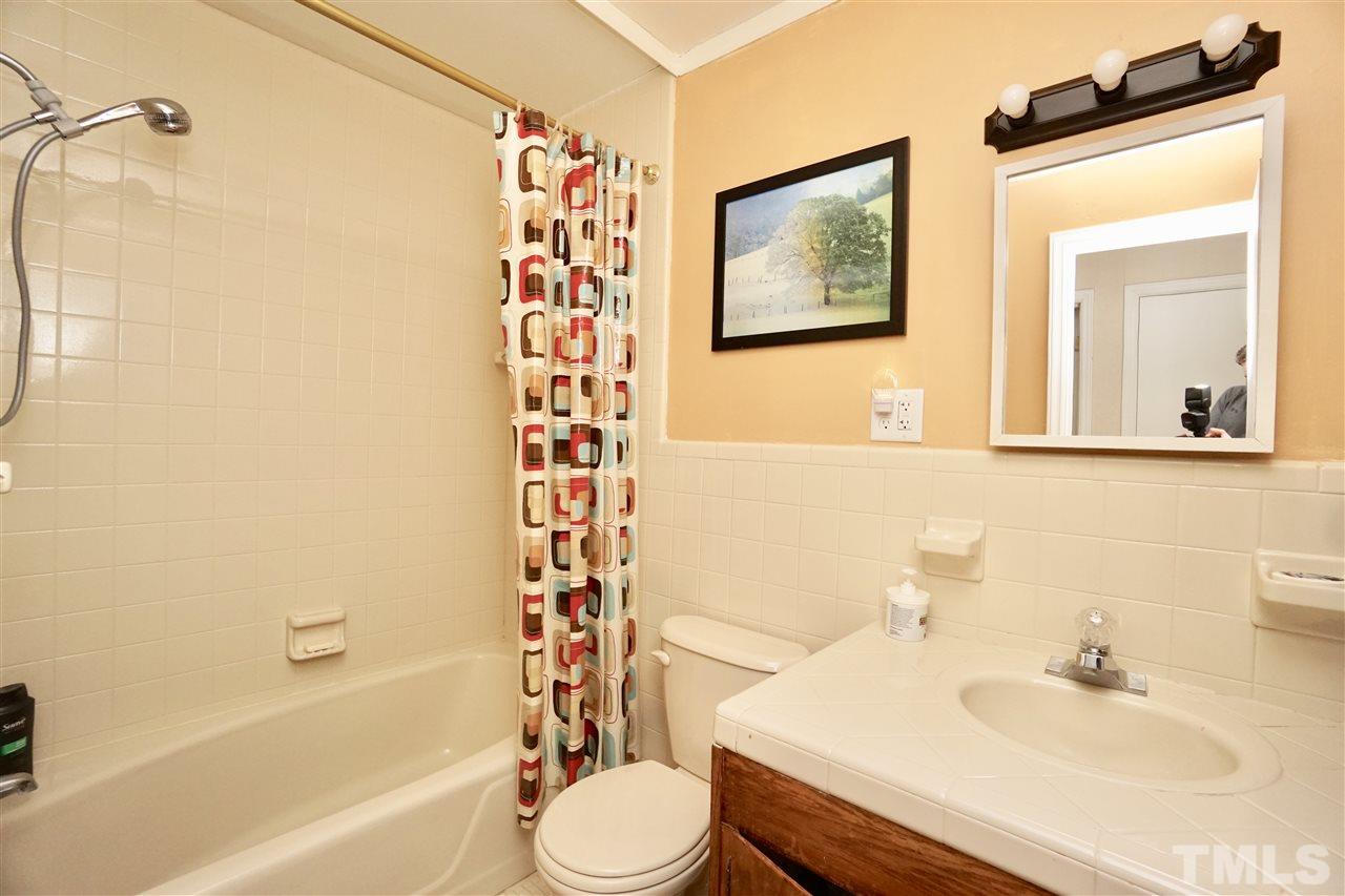 3228 Mebane Oaks Road Mebane, NC 27302 - Photo 14 of 25 Gallery Image 14