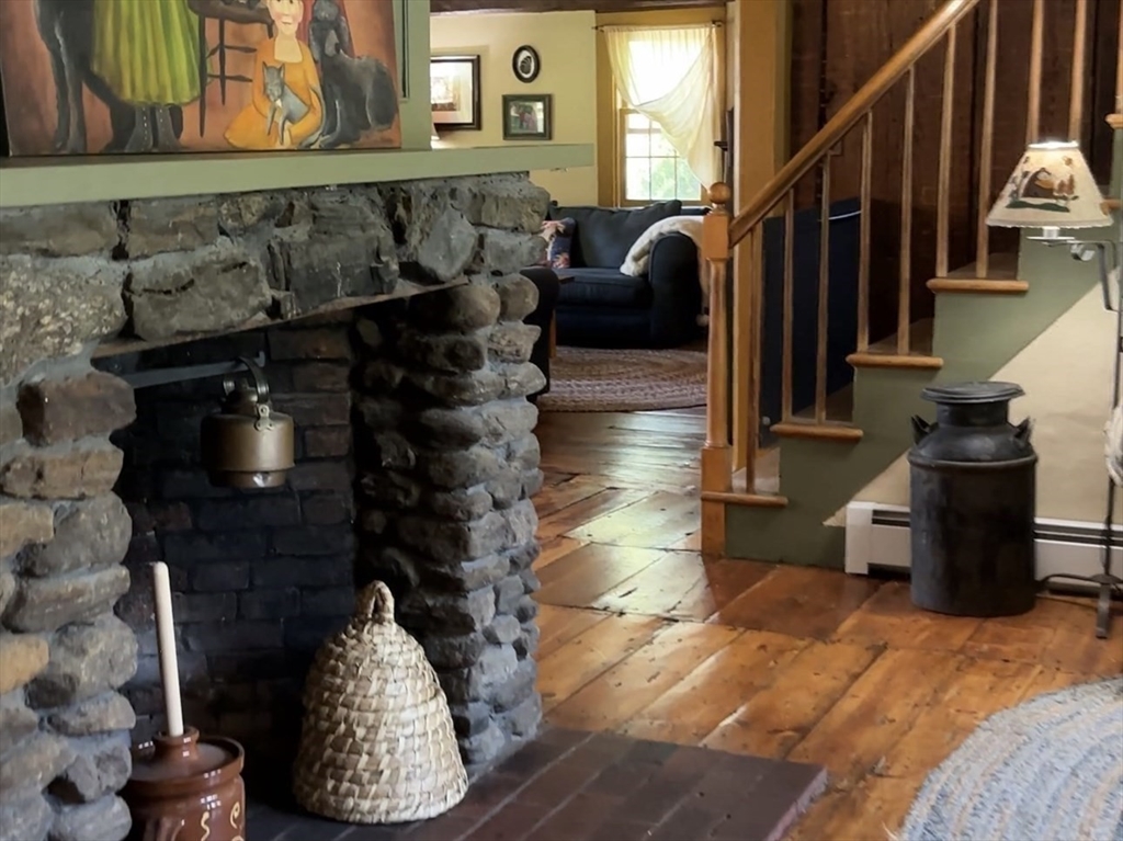 5 Putnam Hill Road Sutton, MA 01590 - Photo 13 of 42