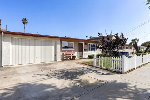$749,000 | 122 East Palomar Street, Chula Vista, CA 91911